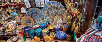 Discovering the Charm of Antiques: A Journey Through Time and the Legacy of the Khanjar in Oman